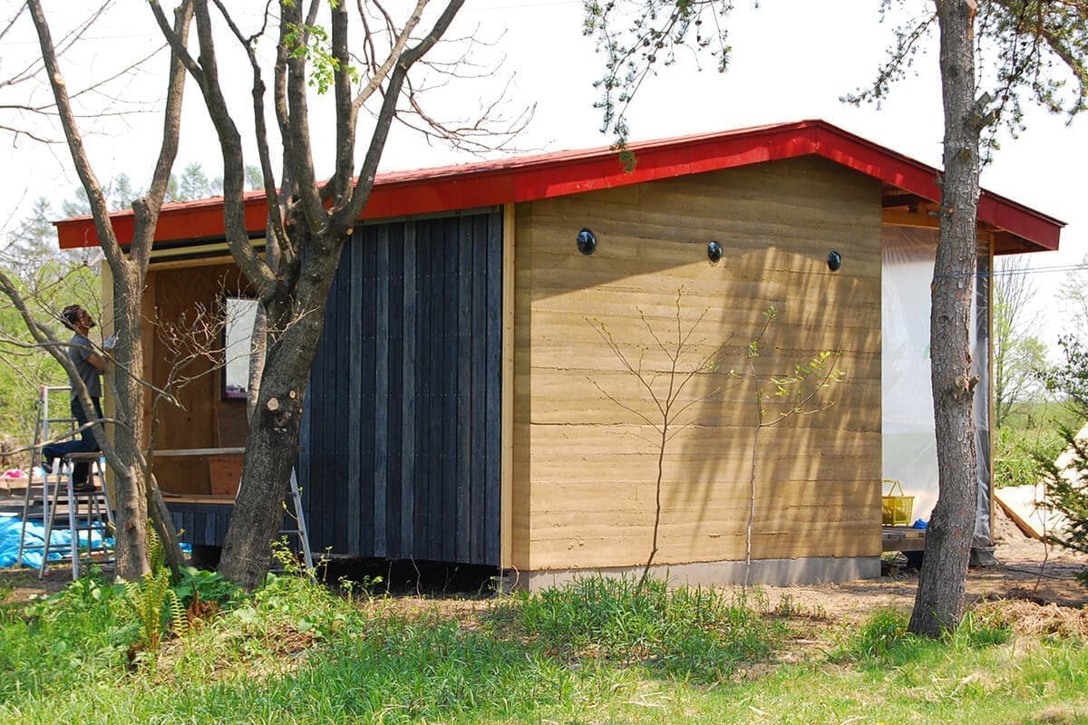 ゲストハウス｜版築壁